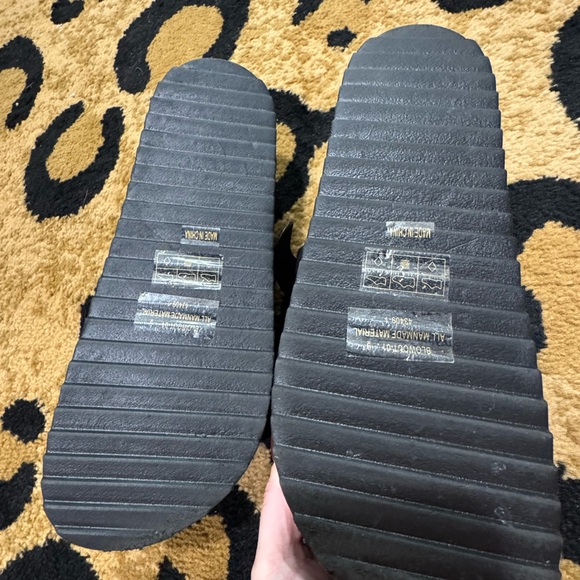 Bamboo platform strap sandal size 9 NEW - Picture 2 of 4